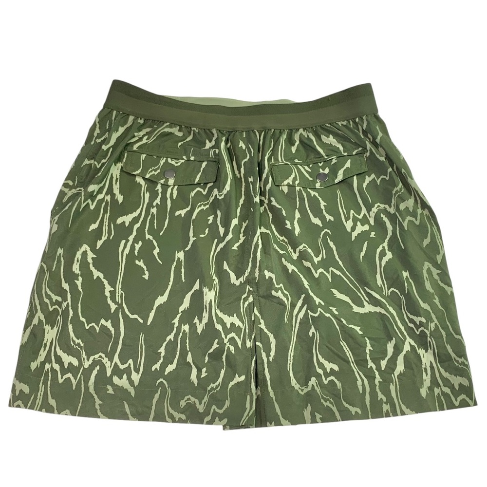 ATHLETA Green Camo 4 Pocket Skort Sz 12 - Picture 4 of 8